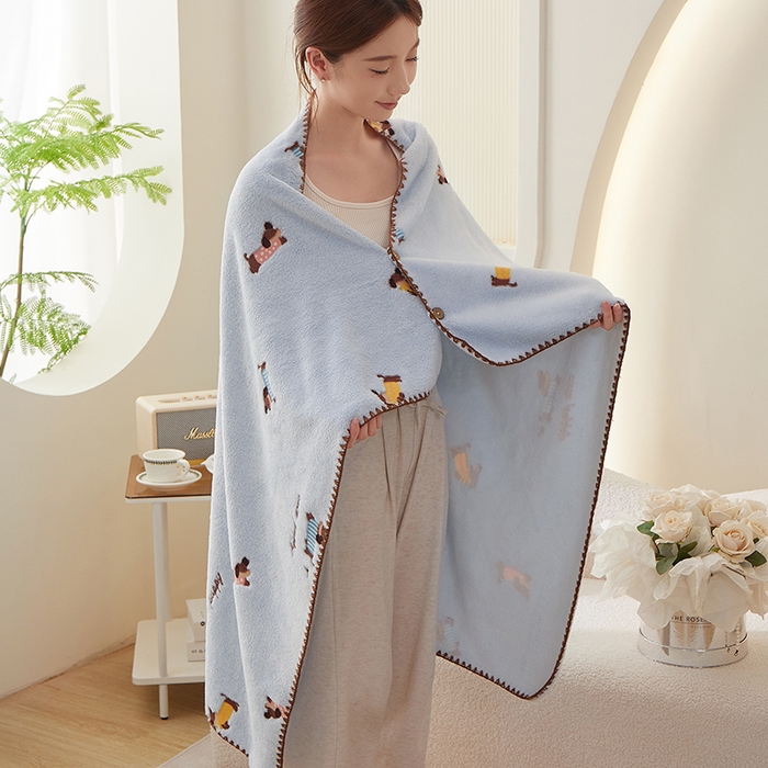 91家纺网 家纺一手货源 找家纺 楼兰公主 2025秋冬新款云朵绒披肩毯毛毯毯子多功能盖毯 腊肠狗