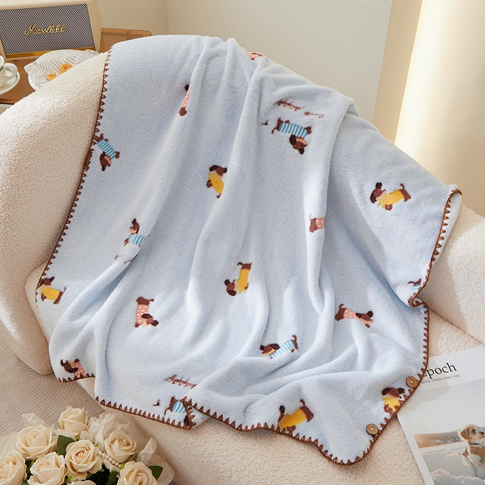 91家纺网 家纺一手货源 找家纺 楼兰公主 2025秋冬新款云朵绒披肩毯毛毯毯子多功能盖毯 腊肠狗