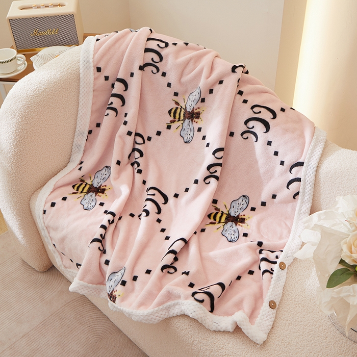 91家纺网 家纺一手货源 找家纺 楼兰公主 2025秋冬新款潮牌披肩毯毛毯毯子多功能盖毯 古里