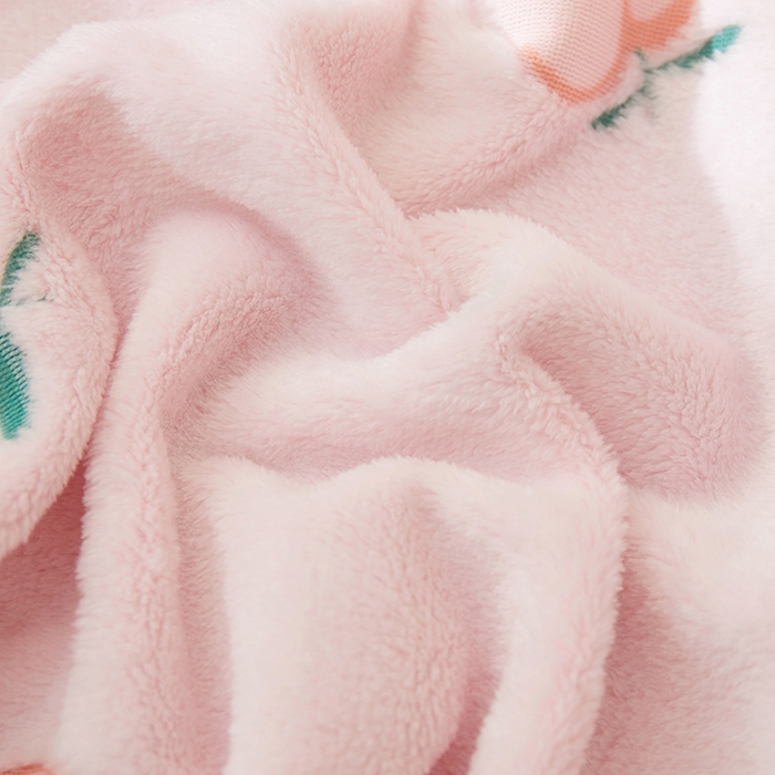 91家纺网 家纺一手货源 找家纺 楼兰公主 2025秋冬新款云朵绒披肩毯毛毯毯子多功能盖毯 蜜桃粉
