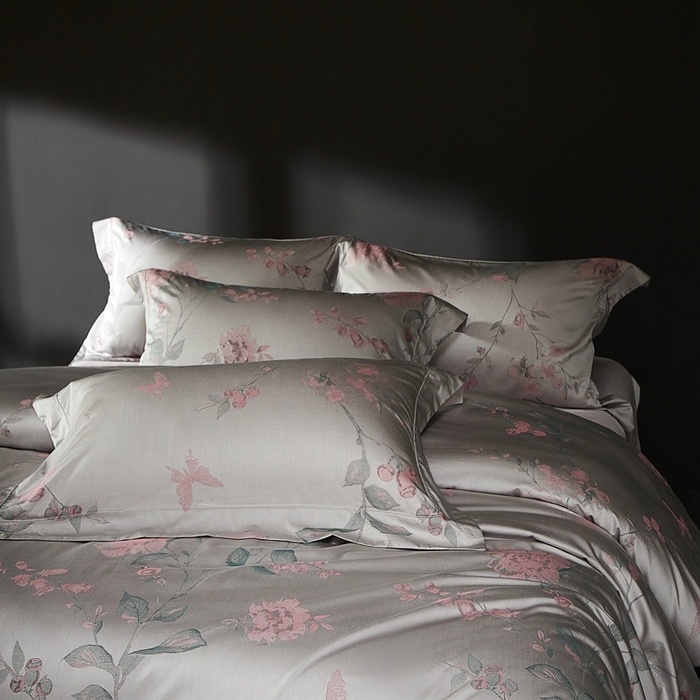 91家纺网 家纺一手货源 找家纺 时亿家居 2025新款100支天丝棉色织提花四件套 花海涧 粉