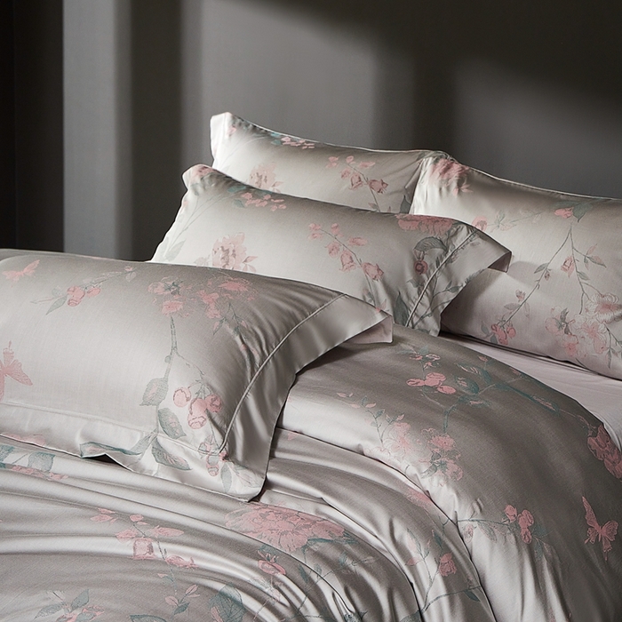 91家纺网 家纺一手货源 找家纺 时亿家居 2025新款100支天丝棉色织提花四件套 花海涧 粉