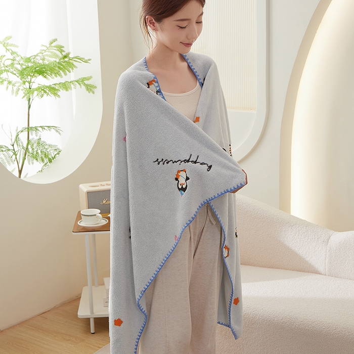 楼兰公主 2025秋冬新款云朵绒披肩毯毛毯毯子多功能盖毯 小企鹅