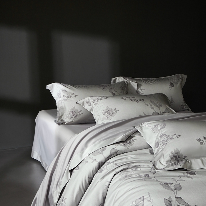 91家纺网 家纺一手货源 找家纺 时亿家居 2025新款100支天丝棉色织提花四件套 花海涧 灰