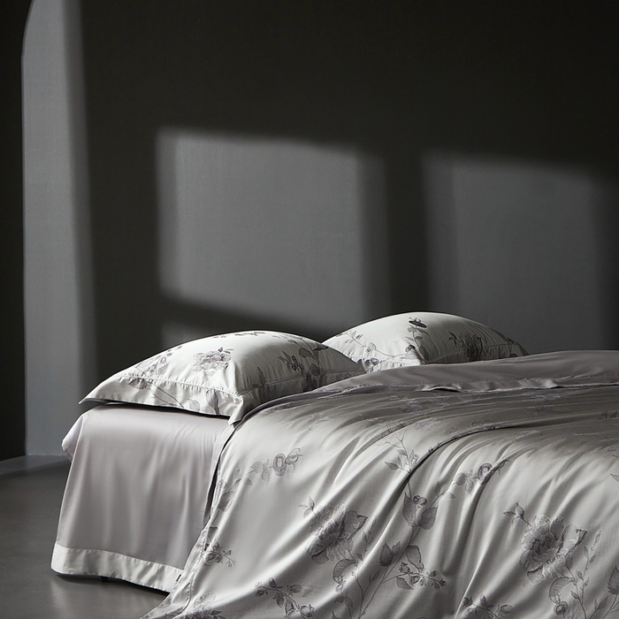 91家纺网 家纺一手货源 找家纺 时亿家居 2025新款100支天丝棉色织提花四件套 花海涧 灰