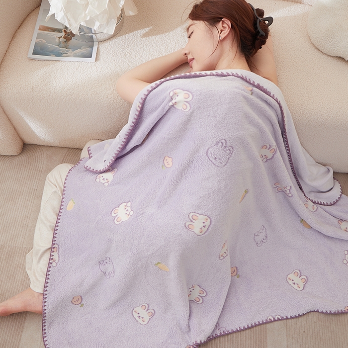 91家纺网 家纺一手货源 找家纺 楼兰公主 2025秋冬新款云朵绒披肩毯毛毯毯子多功能盖毯 小兔紫