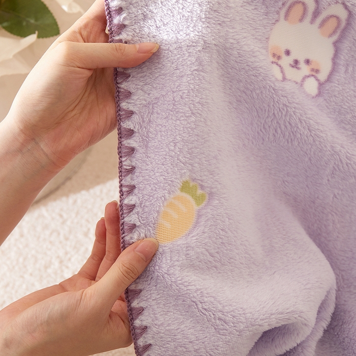 91家纺网 家纺一手货源 找家纺 楼兰公主 2025秋冬新款云朵绒披肩毯毛毯毯子多功能盖毯 小兔紫
