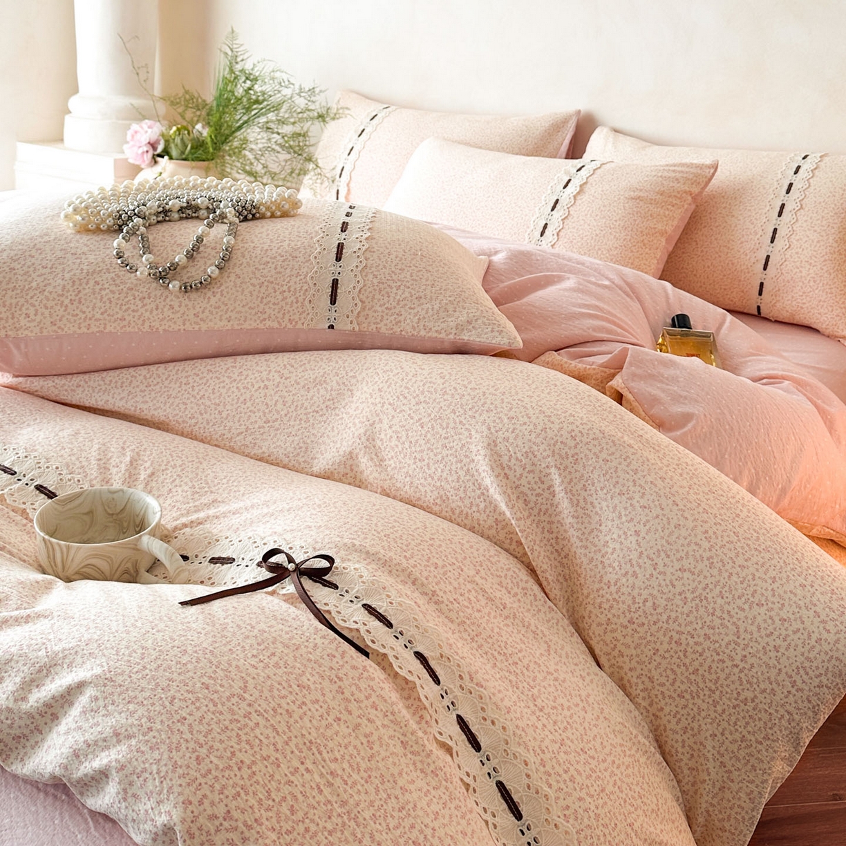 91家纺网 家纺一手货源 找家纺 遇见家居生活馆 2025新款亚麻双层纱四件套-叶知秋（小号108 标准128，加大138） 叶知秋-粉