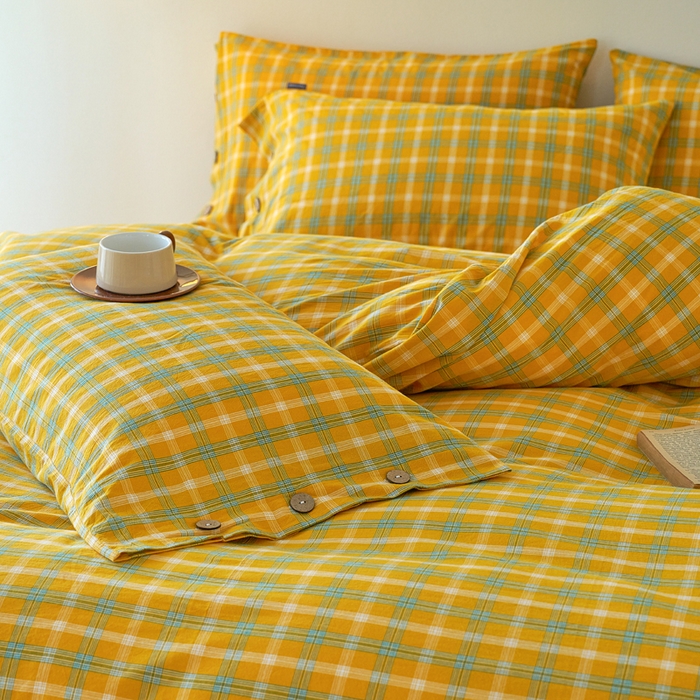 91家纺网 家纺一手货源 找家纺 贝尔 PELLHOME 全棉纽扣色织水洗棉格子四件套（可抖音代发） 梦田-黄