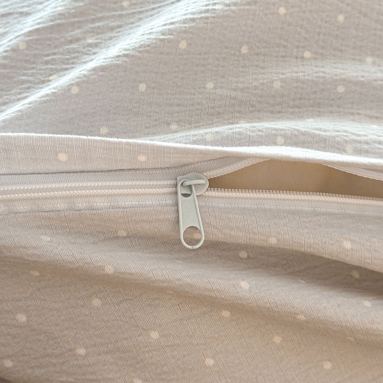 91家纺网 家纺一手货源 找家纺 遇见家居生活馆 2025新款亚麻双层纱四件套-叶知秋（小号108 标准128，加大138） 叶知秋-灰紫