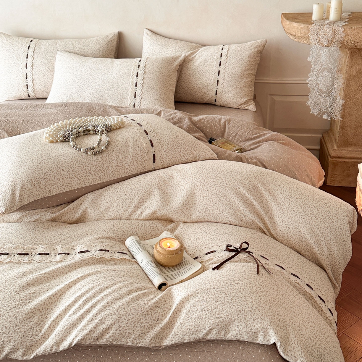 91家纺网 家纺一手货源 找家纺 遇见家居生活馆 2025新款亚麻双层纱四件套-叶知秋（小号108 标准128，加大138） 叶知秋-卡其