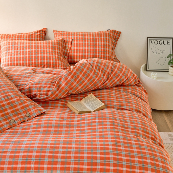 91家纺网 家纺一手货源 找家纺 贝尔 PELLHOME 全棉纽扣色织水洗棉格子四件套（可抖音代发） 梦田-桔