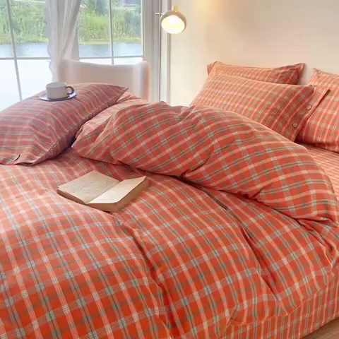 91家纺网 家纺一手货源 找家纺 贝尔 PELLHOME 全棉纽扣色织水洗棉格子四件套（可抖音代发） 梦田-桔
