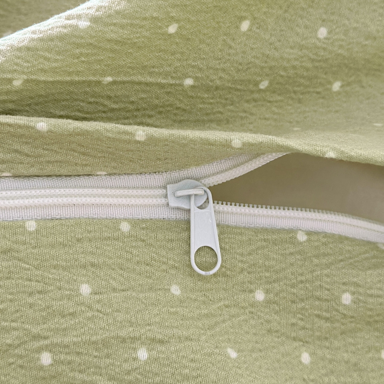 91家纺网 家纺一手货源 找家纺 遇见家居生活馆 2025新款亚麻双层纱四件套-叶知秋（小号108 标准128，加大138） 叶知秋-绿