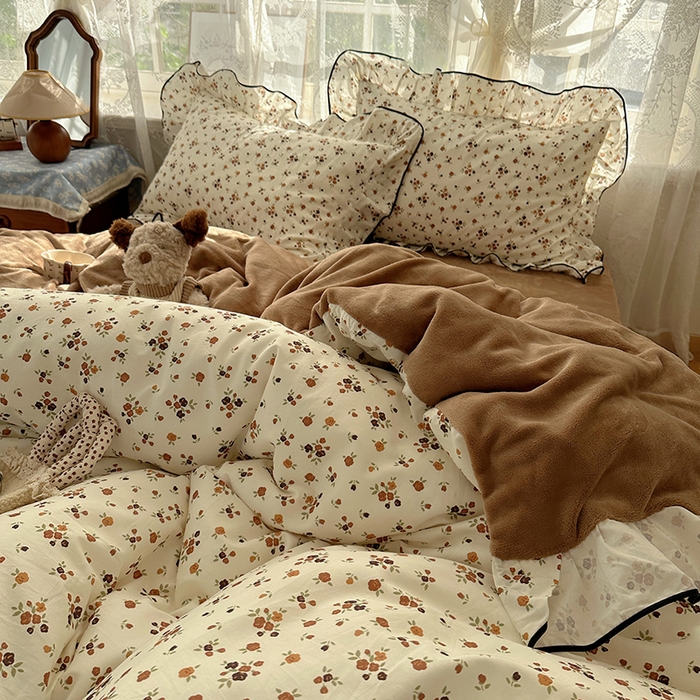 91家纺网 家纺一手货源 找家纺 桃子家居 2025新款A类纯棉数码印花法式碎花棉加绒韩版花边碎花加厚牛奶绒四件套 棉加绒-花边繁花似锦