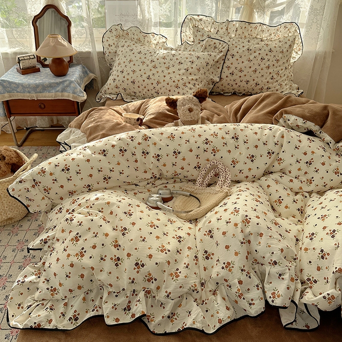 91家纺网 家纺一手货源 找家纺 桃子家居 2025新款A类纯棉数码印花法式碎花棉加绒韩版花边碎花加厚牛奶绒四件套 棉加绒-花边繁花似锦