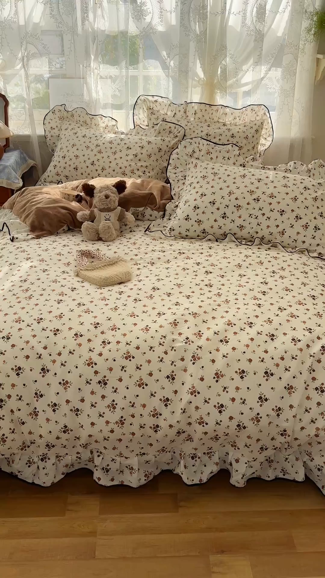 91家纺网 家纺一手货源 找家纺 桃子家居 2025新款A类纯棉数码印花法式碎花棉加绒韩版花边碎花加厚牛奶绒四件套 棉加绒-花边繁花似锦
