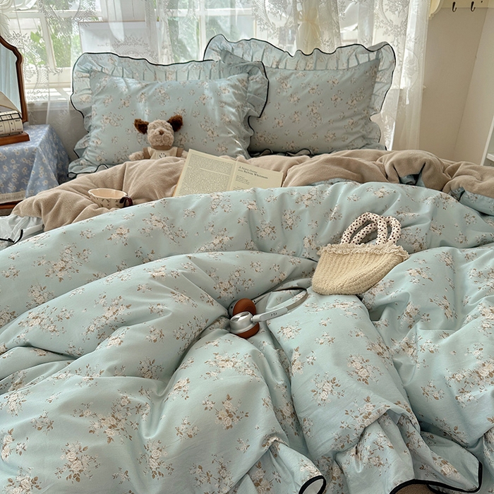 91家纺网 家纺一手货源 找家纺 桃子家居 2025新款A类纯棉数码印花法式碎花棉加绒韩版花边碎花加厚牛奶绒四件套 棉加绒-花边芳华