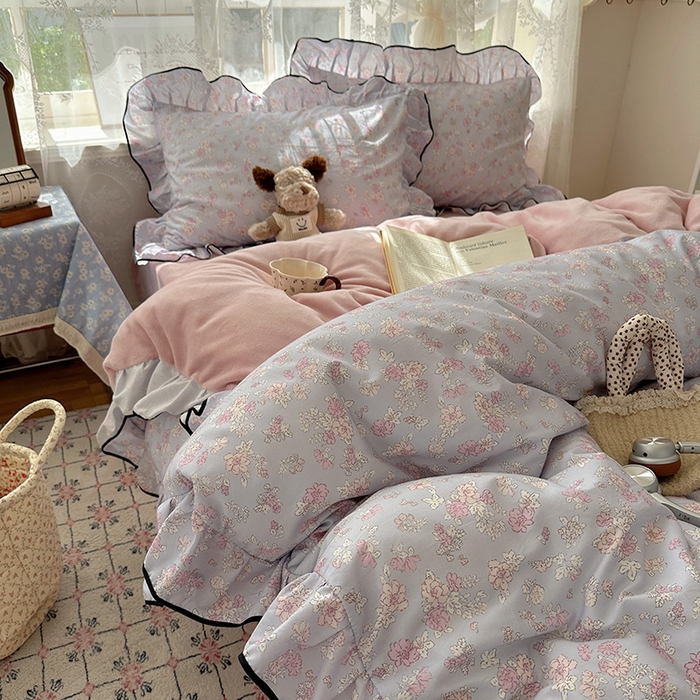 91家纺网 家纺一手货源 找家纺 桃子家居 2025新款A类纯棉数码印花法式碎花棉加绒韩版花边碎花加厚牛奶绒四件套 棉加绒-花边粉诺