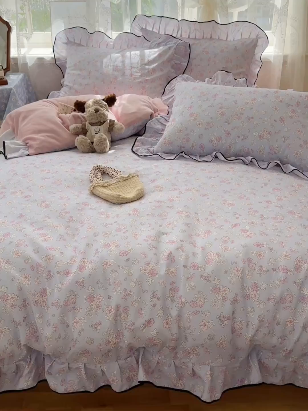 91家纺网 家纺一手货源 找家纺 桃子家居 2025新款A类纯棉数码印花法式碎花棉加绒韩版花边碎花加厚牛奶绒四件套 棉加绒-花边粉诺