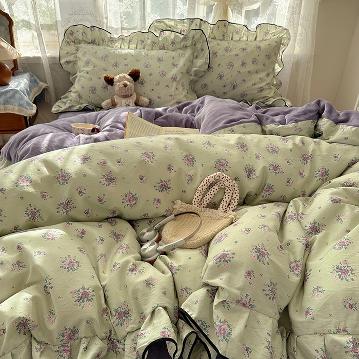 91家纺网 家纺一手货源 找家纺 桃子家居 2025新款A类纯棉数码印花法式碎花棉加绒韩版花边碎花加厚牛奶绒四件套 棉加绒-花边浮影