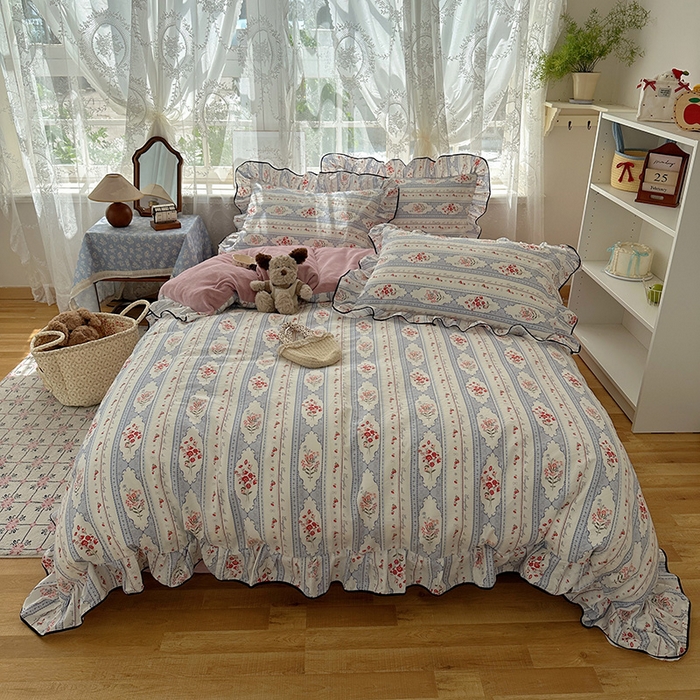 91家纺网 家纺一手货源 找家纺 桃子家居 2025新款A类纯棉数码印花法式碎花棉加绒韩版花边碎花加厚牛奶绒四件套 棉加绒-花边花城秘境