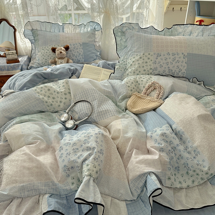 91家纺网 家纺一手货源 找家纺 桃子家居 2025新款A类纯棉数码印花法式碎花棉加绒韩版花边碎花加厚牛奶绒四件套 棉加绒-花边花栖礼蓝