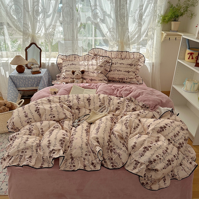 91家纺网 家纺一手货源 找家纺 桃子家居 2025新款A类纯棉数码印花法式碎花棉加绒韩版花边碎花加厚牛奶绒四件套 棉加绒-花边兰亭序