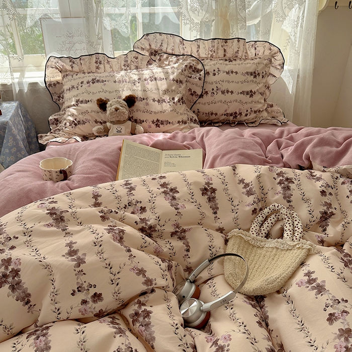 91家纺网 家纺一手货源 找家纺 桃子家居 2025新款A类纯棉数码印花法式碎花棉加绒韩版花边碎花加厚牛奶绒四件套 棉加绒-花边兰亭序