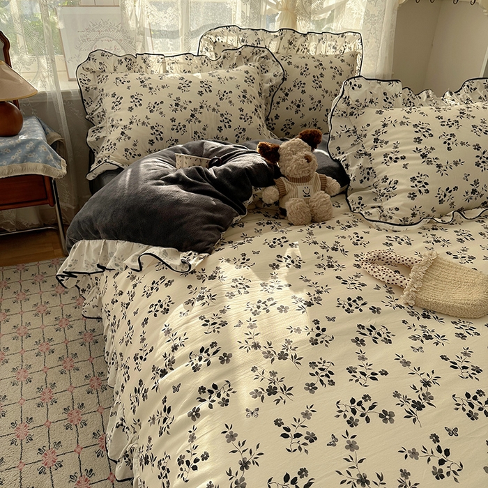 91家纺网 家纺一手货源 找家纺 桃子家居 2025新款A类纯棉数码印花法式碎花棉加绒韩版花边碎花加厚牛奶绒四件套 棉加绒-花边楼兰梦