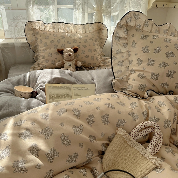 91家纺网 家纺一手货源 找家纺 桃子家居 2025新款A类纯棉数码印花法式碎花棉加绒韩版花边碎花加厚牛奶绒四件套 棉加绒-花边清香