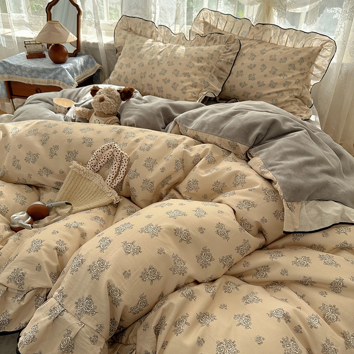 91家纺网 家纺一手货源 找家纺 桃子家居 2025新款A类纯棉数码印花法式碎花棉加绒韩版花边碎花加厚牛奶绒四件套 棉加绒-花边清香