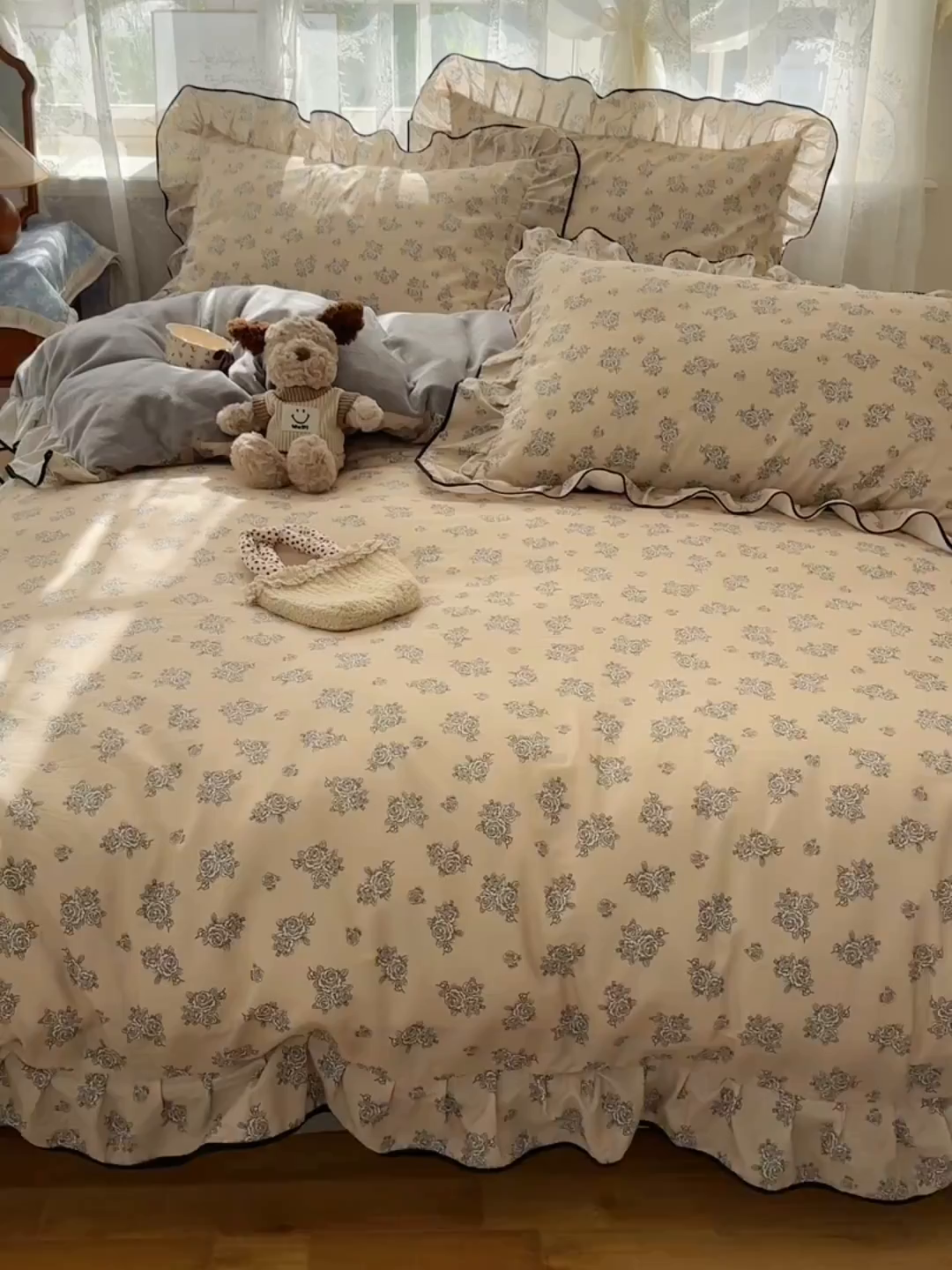 91家纺网 家纺一手货源 找家纺 桃子家居 2025新款A类纯棉数码印花法式碎花棉加绒韩版花边碎花加厚牛奶绒四件套 棉加绒-花边清香