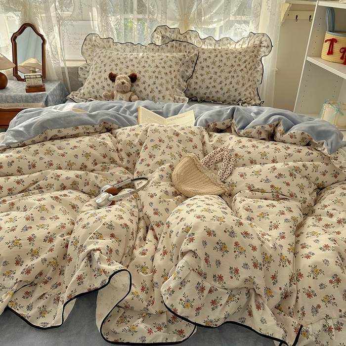 91家纺网 家纺一手货源 找家纺 桃子家居 2025新款A类纯棉数码印花法式碎花棉加绒韩版花边碎花加厚牛奶绒四件套 棉加绒-花边素瑾