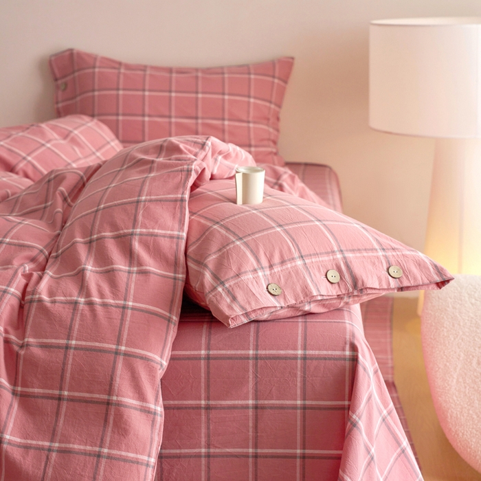 91家纺网 家纺一手货源 找家纺 贝尔 A类全棉纽扣水洗棉四件套 温柔粉