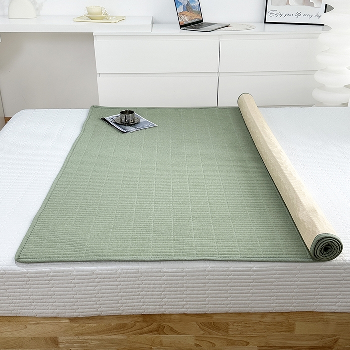 91家纺网 家纺一手货源 找家纺 拾小柒 2025新款全棉色织水洗棉防水隔尿床护垫床盖 浅绿色