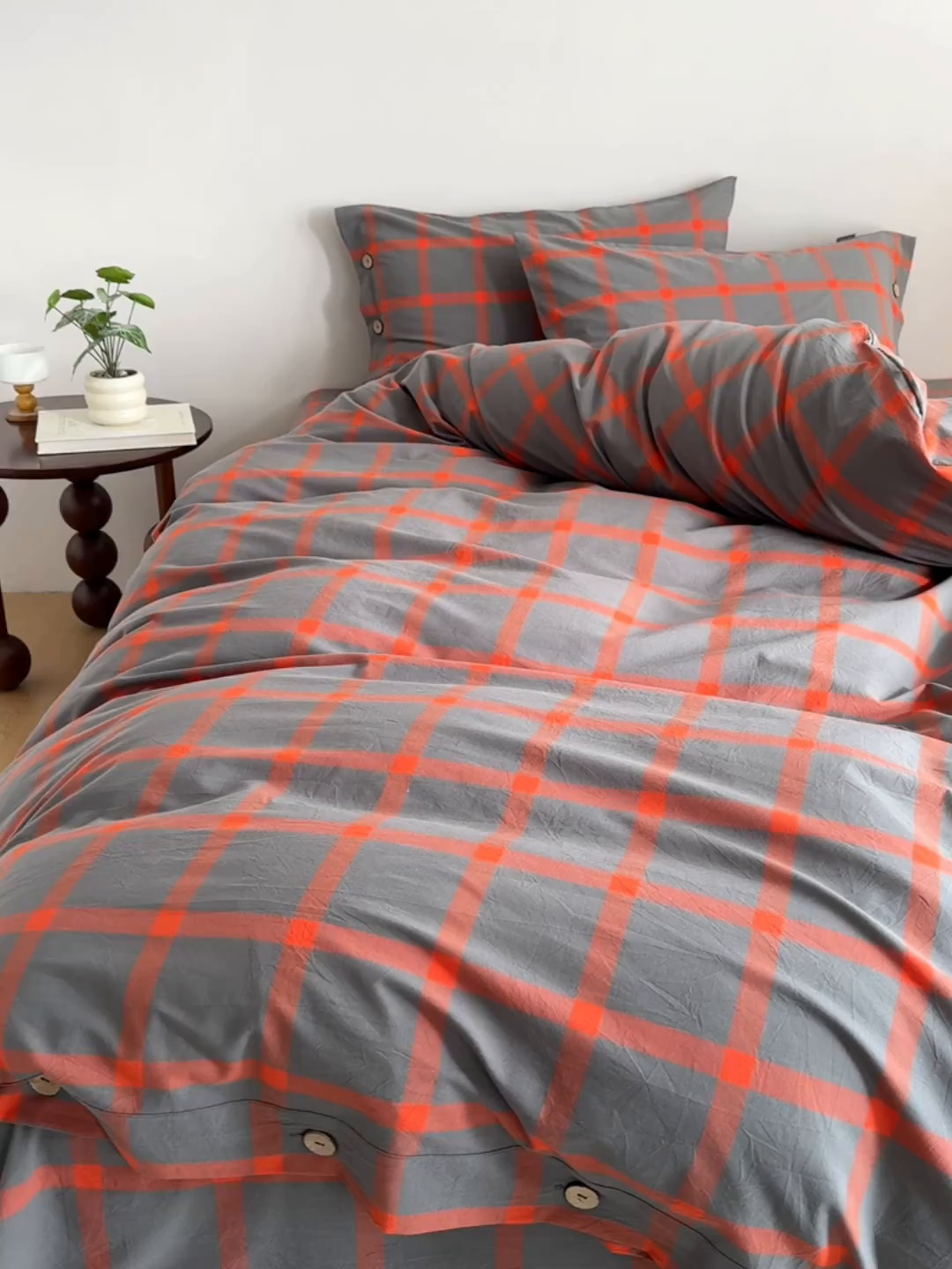 91家纺网 家纺一手货源 找家纺 贝尔 A类全棉纽扣水洗棉四件套 日落珊瑚