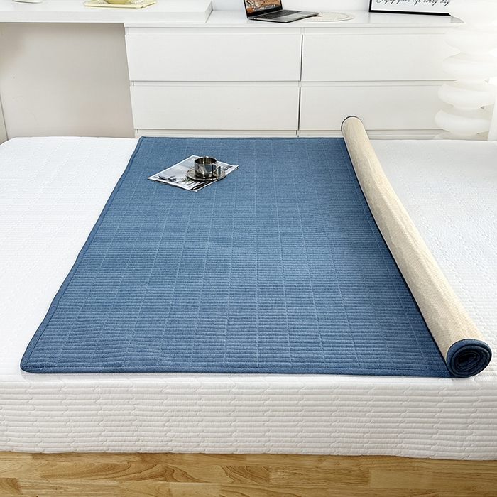 91家纺网 家纺一手货源 找家纺 拾小柒 2025新款全棉色织水洗棉防水隔尿床护垫床盖 牛仔蓝