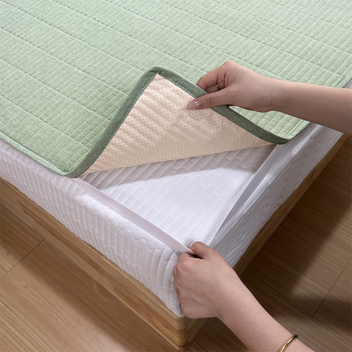 91家纺网 家纺一手货源 找家纺 拾小柒 2025新款全棉色织水洗棉防水隔尿床护垫床盖 浅绿色