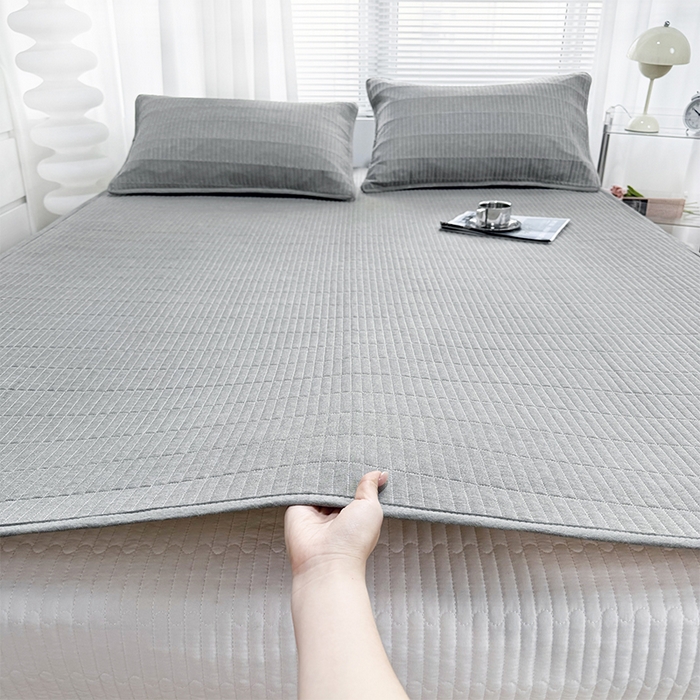 91家纺网 家纺一手货源 找家纺 拾小柒 2025新款全棉色织水洗棉防水隔尿床护垫床盖 青灰色