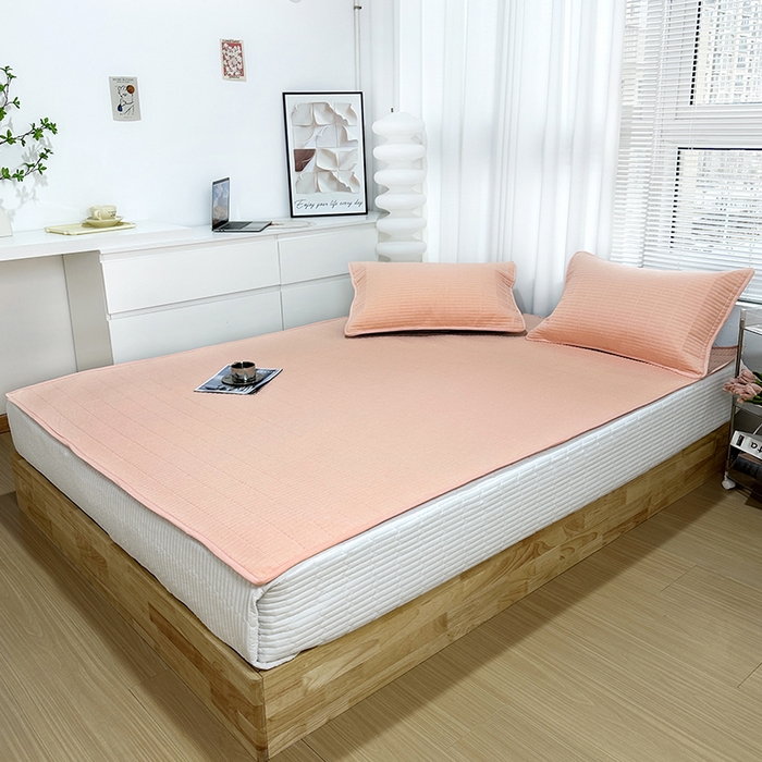 91家纺网 家纺一手货源 找家纺 拾小柒 2025新款全棉色织水洗棉防水隔尿床护垫床盖 粉玉色