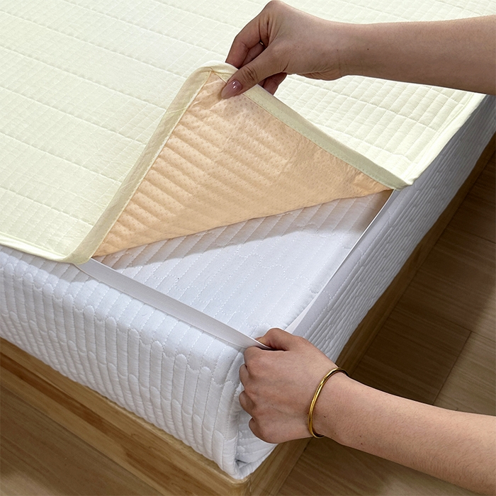 91家纺网 家纺一手货源 找家纺 拾小柒 2025新款全棉色织水洗棉防水隔尿床护垫床盖 鹅黄色