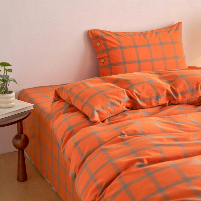 91家纺网 家纺一手货源 找家纺 贝尔 A类全棉纽扣水洗棉四件套 石榴红