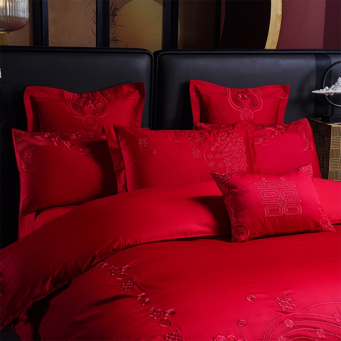 91家纺网 家纺一手货源 找家纺 芊囍纺 2025新款全棉刺绣婚庆四件套 幸福约定红