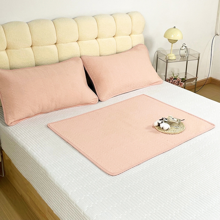 91家纺网 家纺一手货源 找家纺 （总）拾小柒 2025年新款全棉色织水洗棉隔脏姨妈垫护理垫床盖