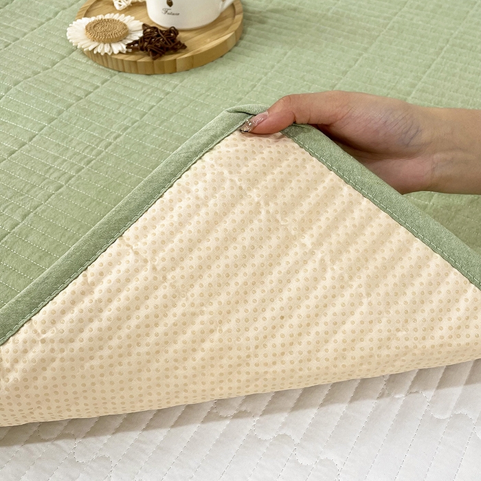 91家纺网 家纺一手货源 找家纺 拾小柒 2025年新款全棉色织水洗棉隔脏姨妈垫护理垫床盖 浅绿色 防水款