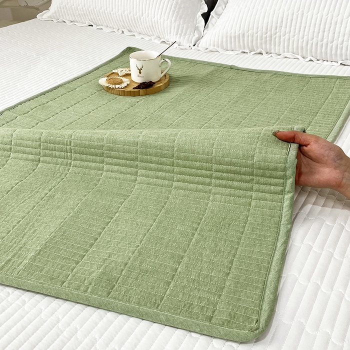 91家纺网 家纺一手货源 找家纺 拾小柒 2025年新款全棉色织水洗棉隔脏姨妈垫护理垫床盖 浅绿色 防水款