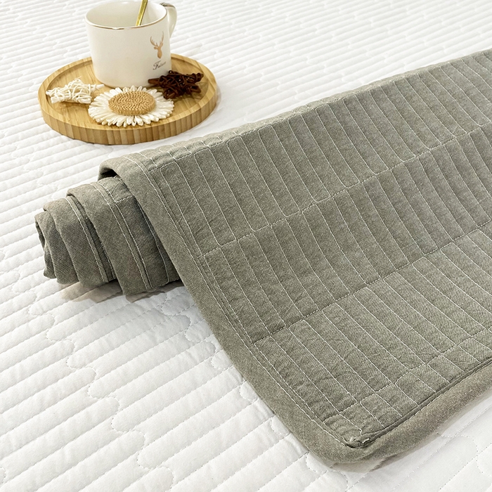 91家纺网 家纺一手货源 找家纺 拾小柒 2025年新款全棉色织水洗棉隔脏姨妈垫护理垫床盖 青灰色 防水款