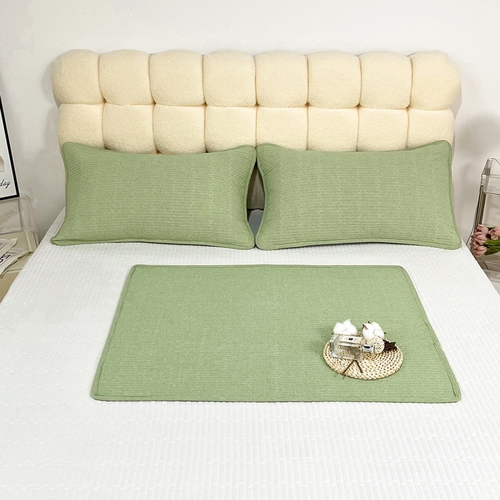 91家纺网 家纺一手货源 找家纺 拾小柒 2025年新款全棉色织水洗棉隔脏姨妈垫护理垫床盖 浅绿色 不防水款