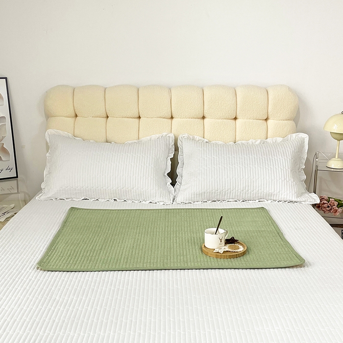 91家纺网 家纺一手货源 找家纺 拾小柒 2025年新款全棉色织水洗棉隔脏姨妈垫护理垫床盖 浅绿色 防水款